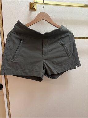 Women's Olive Athletic Stretch Shorts with Zip Pockets
